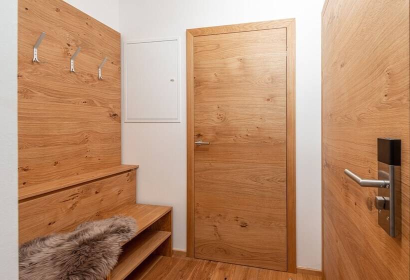 Апартаменты 1 Спальня, Skylodge Alpine Homes