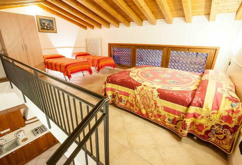 Апартаменты 2 Спальни, Agriturismo Ai Tre Fienili