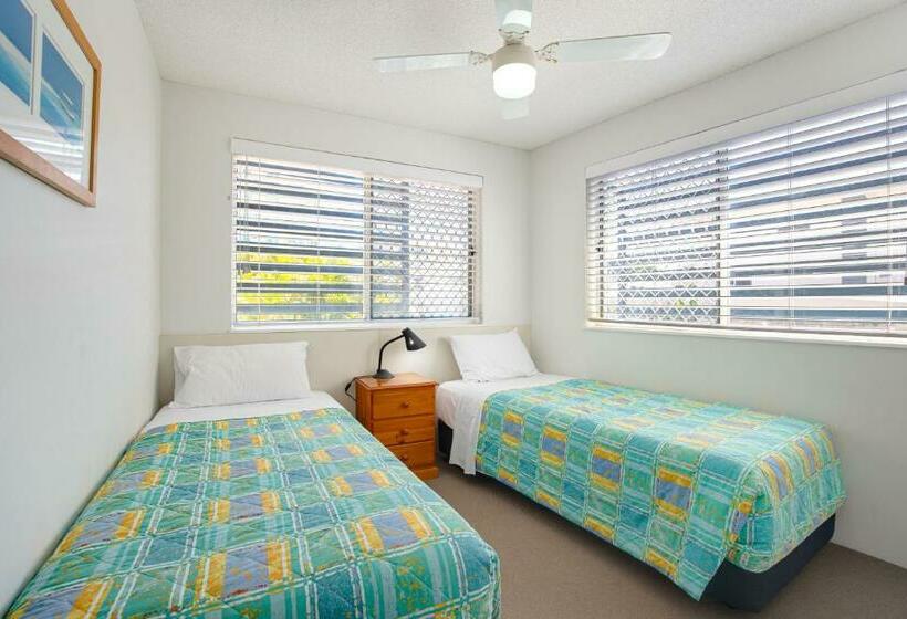 Апартаменты 3 Спальни, Coral Sea Apartments