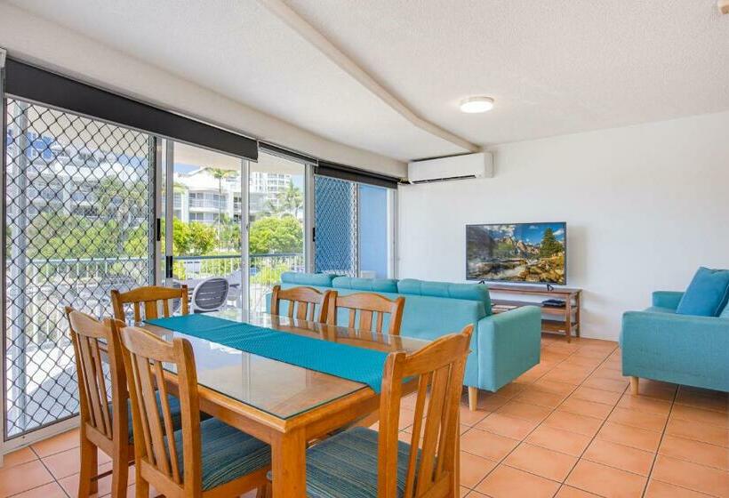 Апартаменты 3 Спальни, Coral Sea Apartments