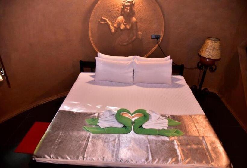 غرفة قياسية سرير كينج, Akein Jungle Resort   Sigiriya