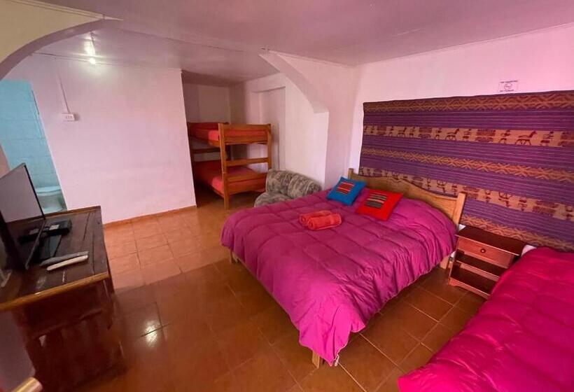 اتاق خانوادگی, Hostal Las Kañas