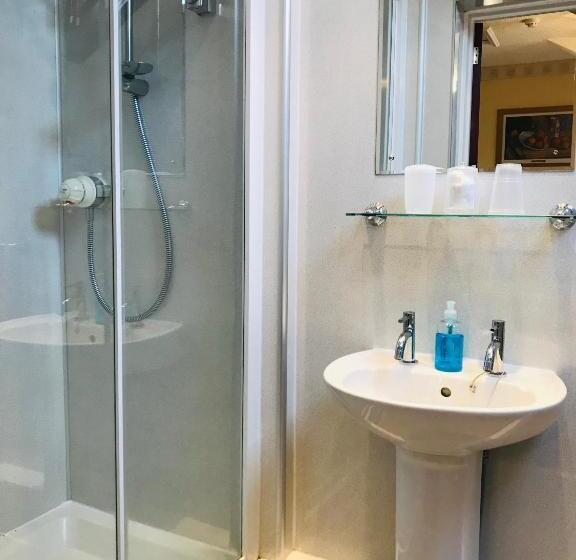 اتاق استاندارد, Cornerways Guest House