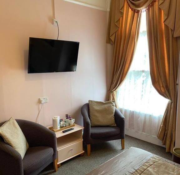 اتاق سوپریور, Cornerways Guest House
