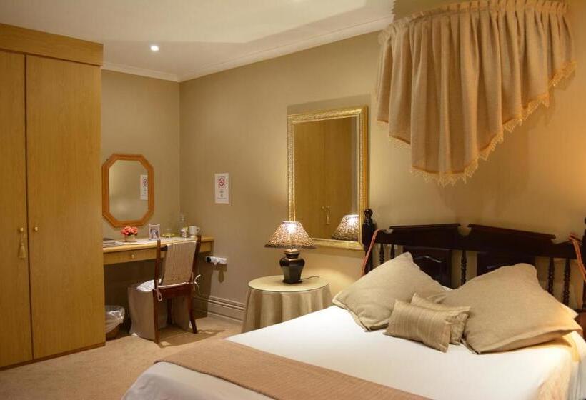 Номер Executive, Le Chateau Guest House And Conference Centre