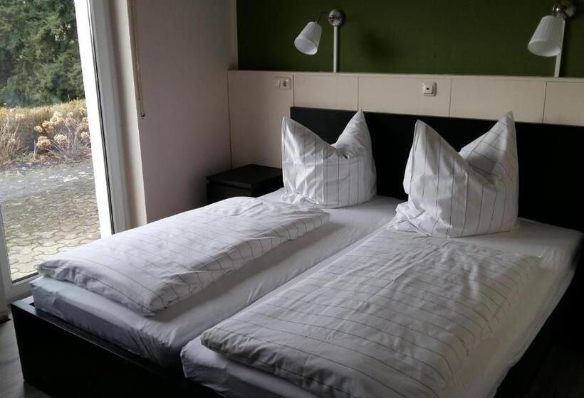 Номер Стандарт Индивидуальный, Zum Rebhang Bed & Breakfast