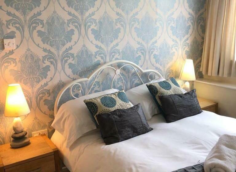 标准间, The Strawbury Duck Inn