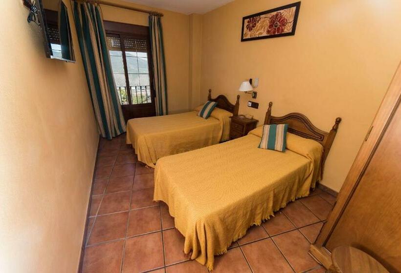 Апартаменты 1 Спальня, Apartamentos Raisa