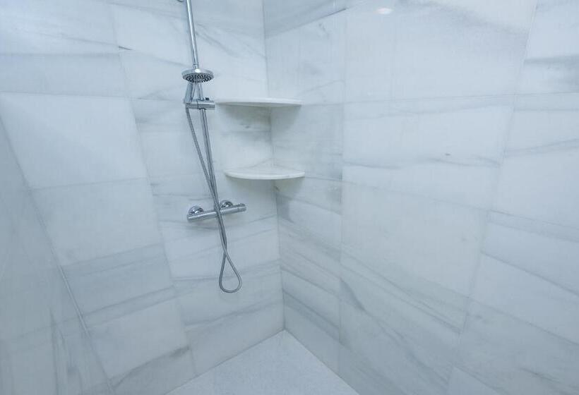 Номер Стандарт с Гидромассажем, Hostal La Carretera