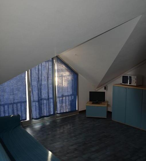 1 Bedroom Penthouse Apartment, Residence Costa Templada