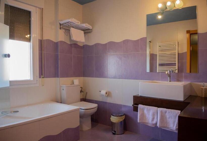 Номер Стандарт, Hostal Fuentefria