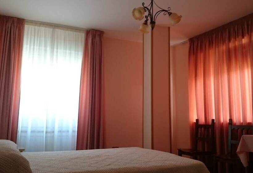 Номер Стандарт, Casa Poy