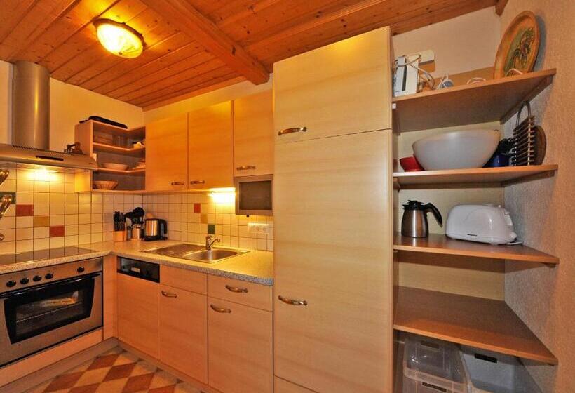 침실 2개 아파트, Haus Hasslacher