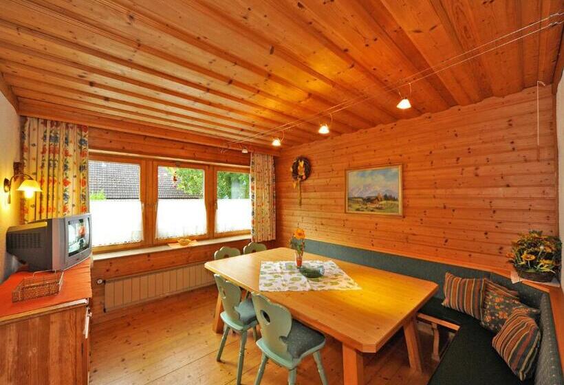 침실 2개 아파트, Haus Hasslacher