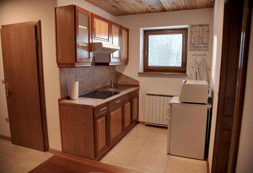 2 Bedroom Apartment Garden View, Rooms And Apartments Panker