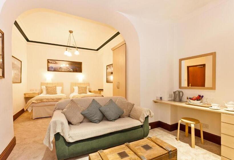 带大床的套房, The Glen Guest House