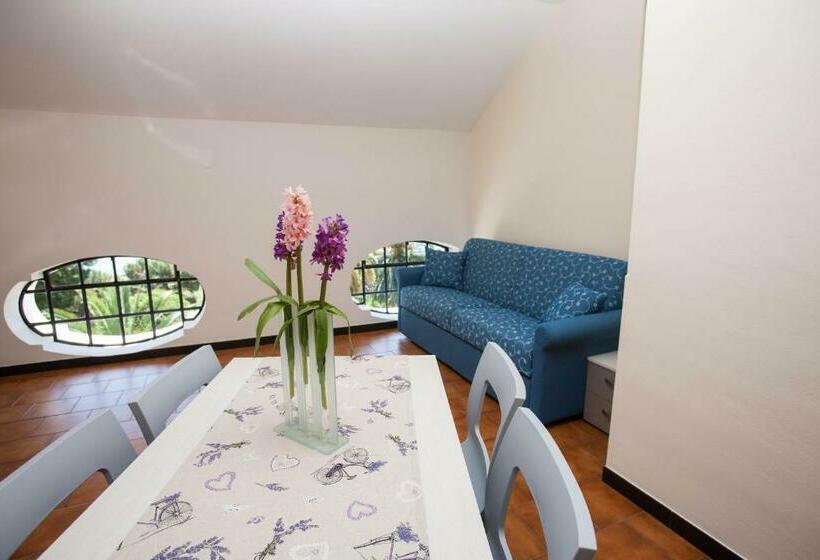 발코니가 있는 바다전망 스탠다드 스튜디오, Residence Rta Villa Marina