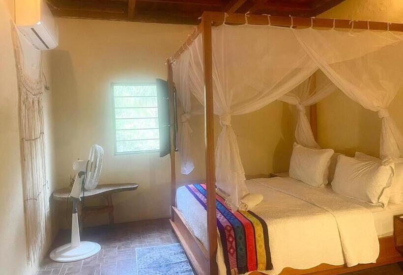 4인용 스탠다드 룸, Finca Escondida