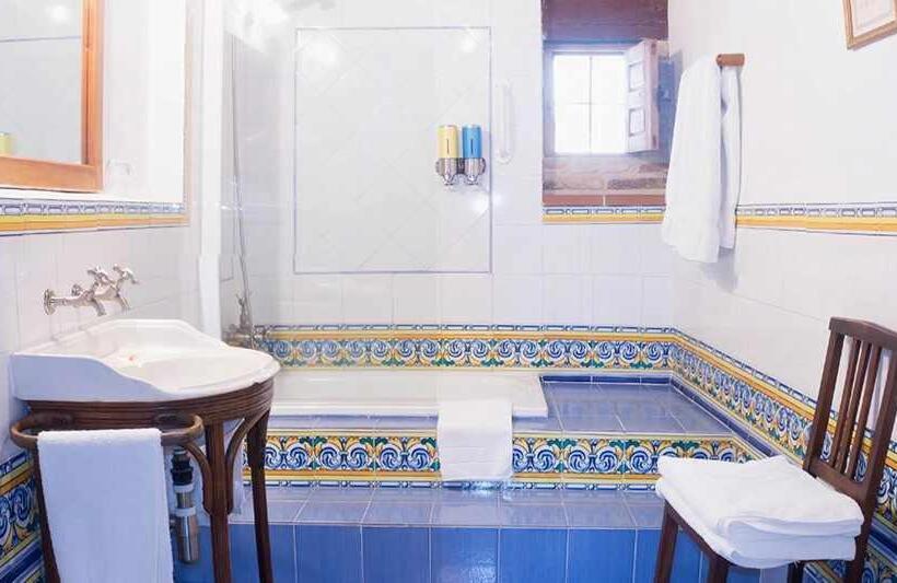 Семейный Номер, Posada El Canchal