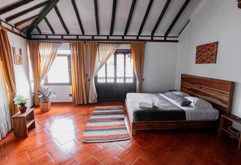 Люкс с гидромассажем, Nibiru Hostel