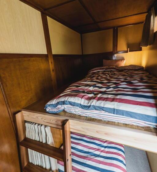 Дом 3 Спальни, Kian The Guest House
