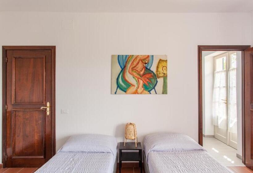 Номер Стандарт Вид на Сад, America Nei Boschi B&b