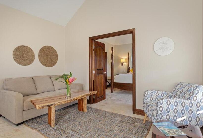 디럭스 방갈로, Sirenian Bay Resort  Villas & All Inclusive Bungalows