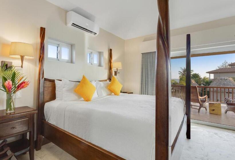 디럭스 방갈로, Sirenian Bay Resort  Villas & All Inclusive Bungalows