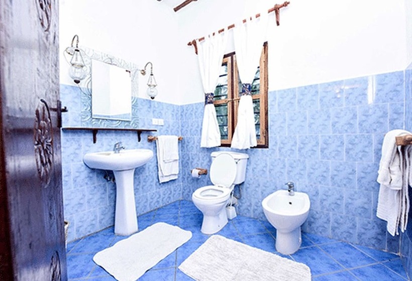اتاق لوکس, Watamu Sunflower House