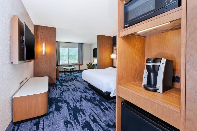 Люкс Кровать Кинг, Fairfield Inn & Suites By Marriott Goshen