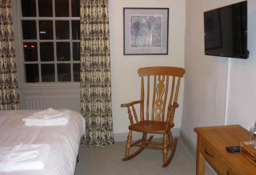 Номер Deluxe, Old Kings Head