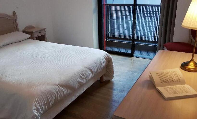 غرفة قياسية رباعية, Médicis Home Strasbourg