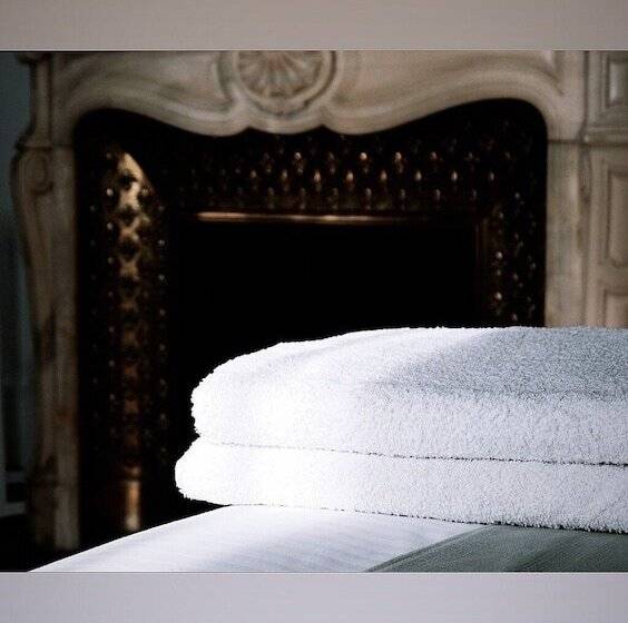 スーペリアールーム, La Domitia   Maison D Hôtes, Spa & Massages