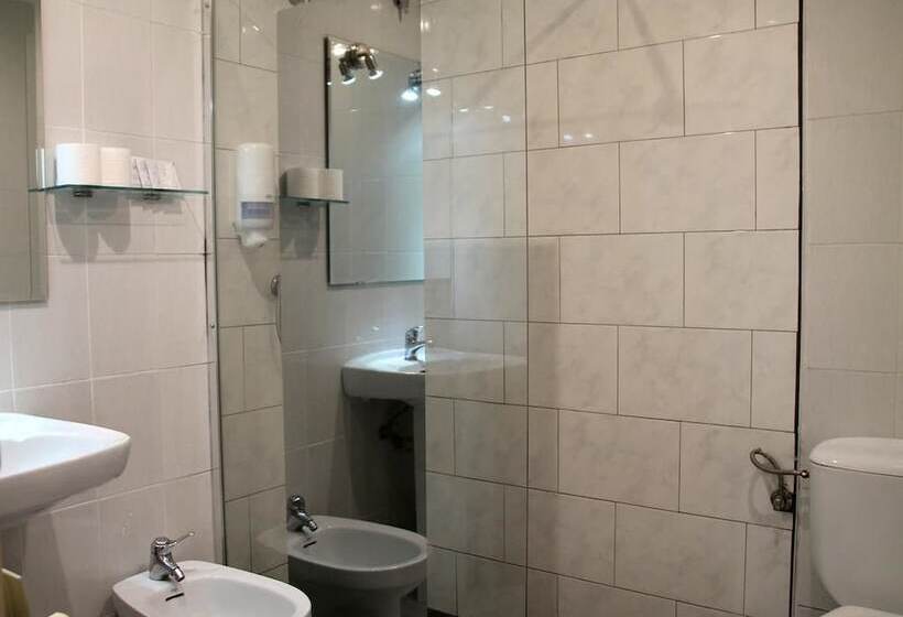 Номер Стандарт, Hostal El Sequero