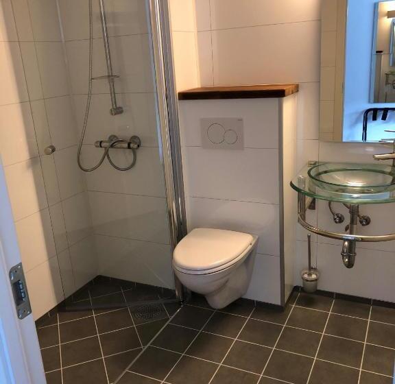 غرفة عائلية, Husnes Sentrum Hotell