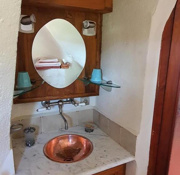 Люкс с Бассейном, Chambre D'hôtes Au Château De Belcastel