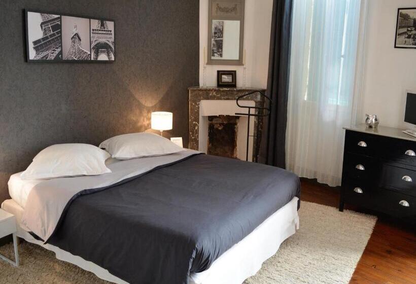 Номер Стандарт, Chambre D Hôtes La Cour Des Saligues