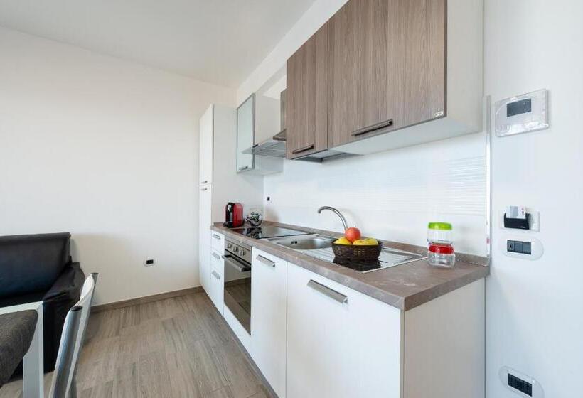 Апартаменты 1 Спальня, Boca Marina