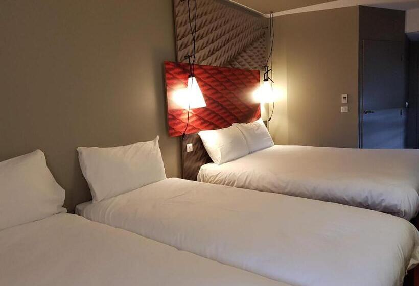 اتاق استاندارد چهار تخته, Ibis Cahors