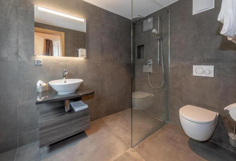 Номер Стандарт, Heimatlodge