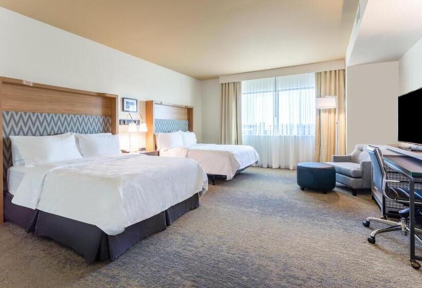 Люкс Адаптированный для Инвалидов, Holiday Inn & Suites Cedar Falls Waterloo Event Ctr, An Ihg