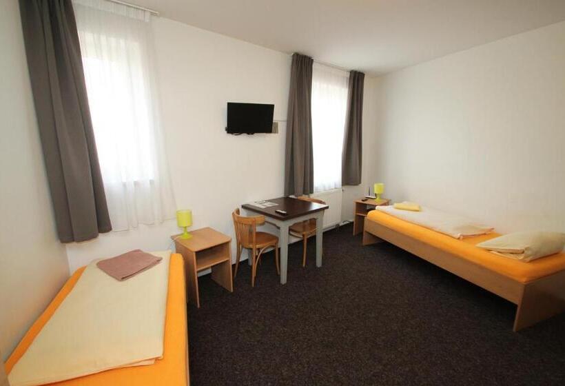 اتاق استاندارد, Apartmany U Gigantu
