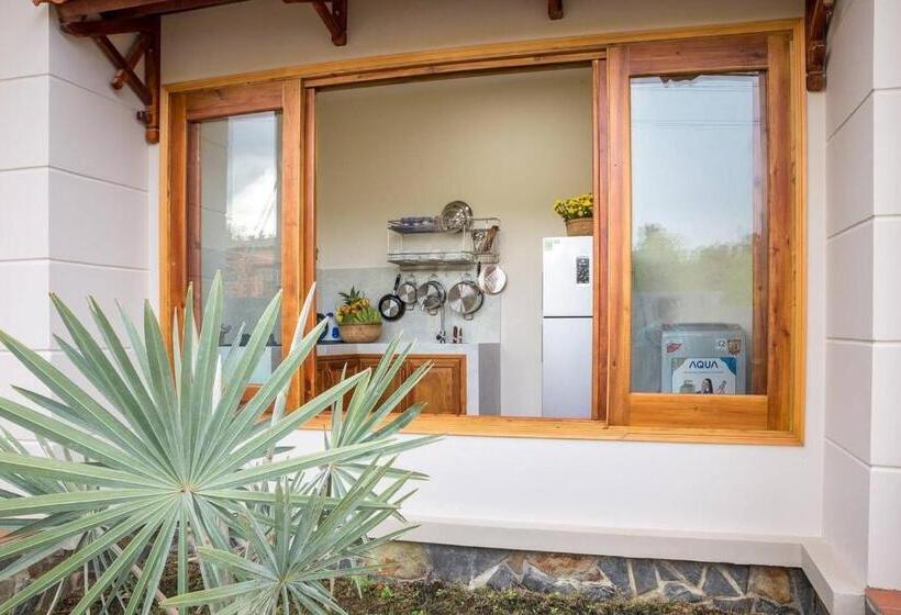 بانگلوی لوکس, Phu Quoc Bungalow Yen Thanh
