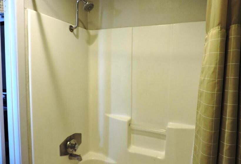 Номер Deluxe Кровать Кинг, Riata Inn  Marfa