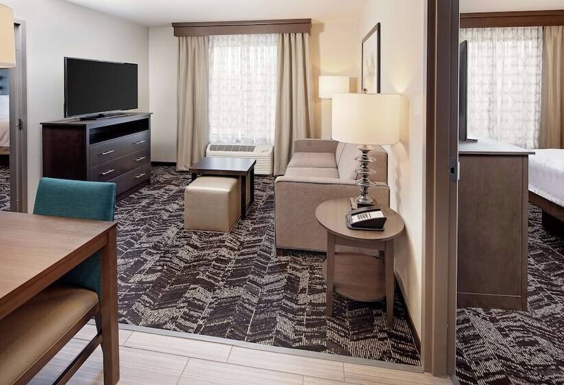 Люкс 2 Спальни, Homewood Suites By Hilton Ronkonkoma