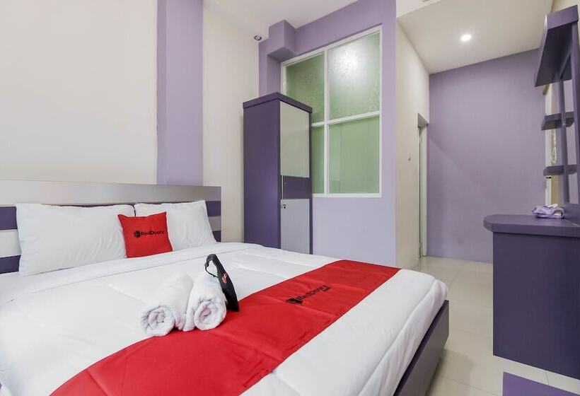 חדר סטנדרט, Reddoorz Plus Near Stasiun Bekasi