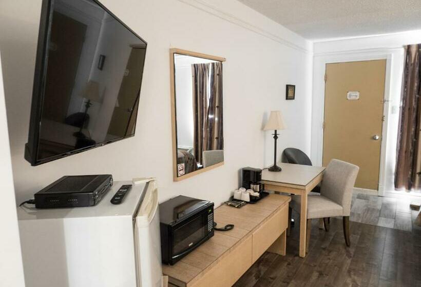 Номер Deluxe, Motel Classique