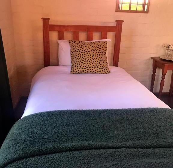 اتاق خانوادگی, Old Transvaal Inn Accommodation