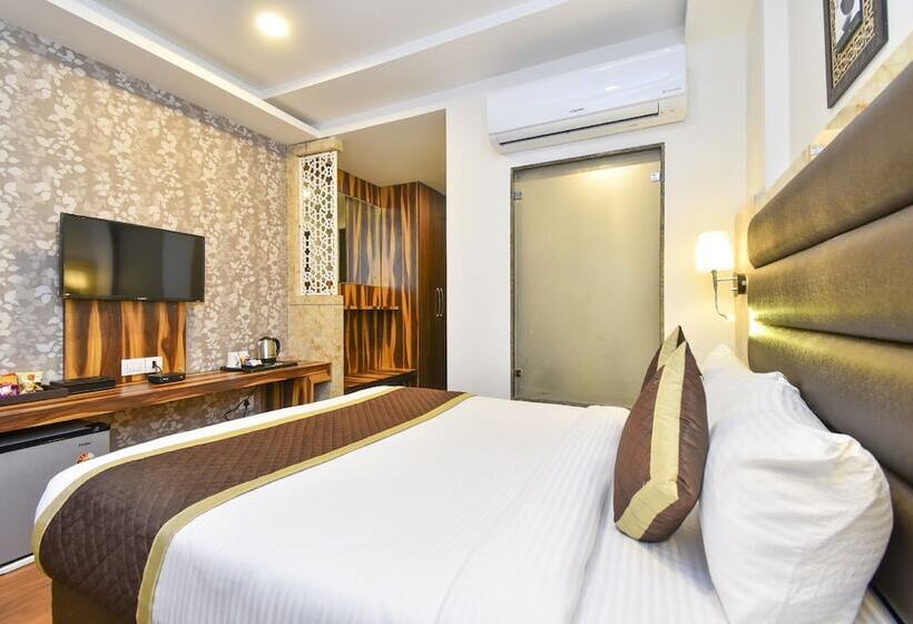 Номер Deluxe, Suncity Plaza