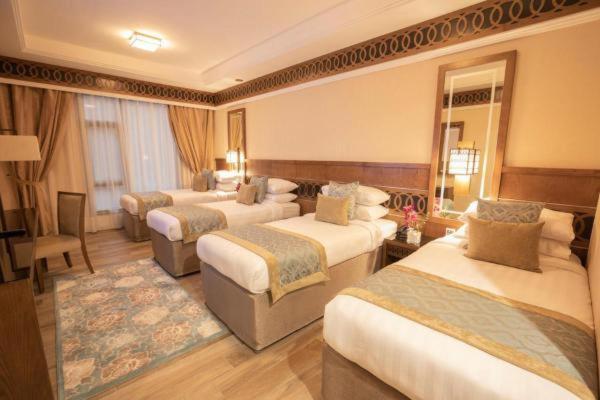 Четырехместный Номер Стандарт, Violet Al Azizia Hotel Masjid Al Qatari